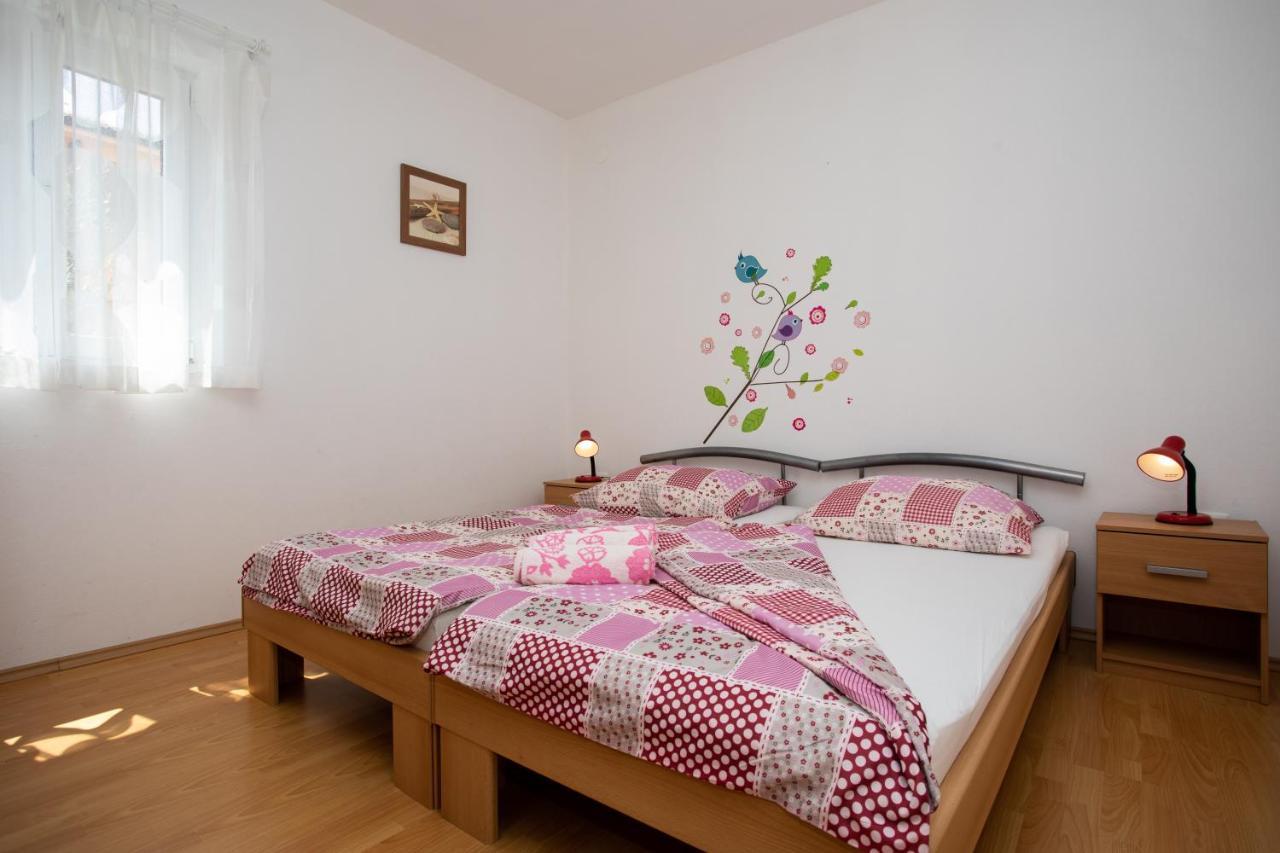 Apartments Katarina Šilo Exterior foto